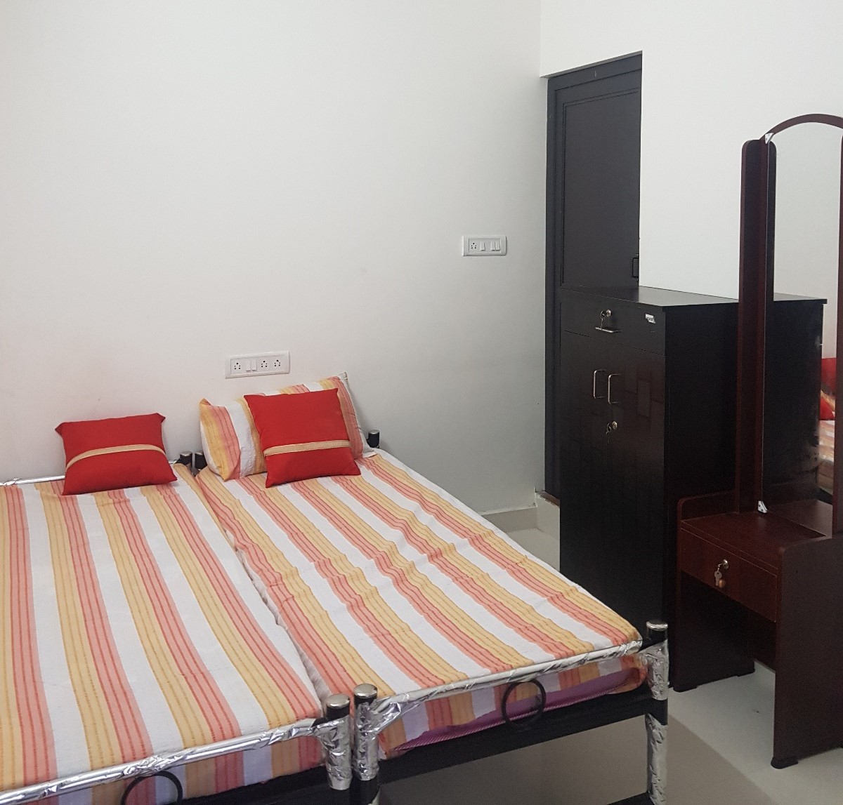 WhatsApp Image 2025-04-30 at 10.58.35 AM (4).jpeg